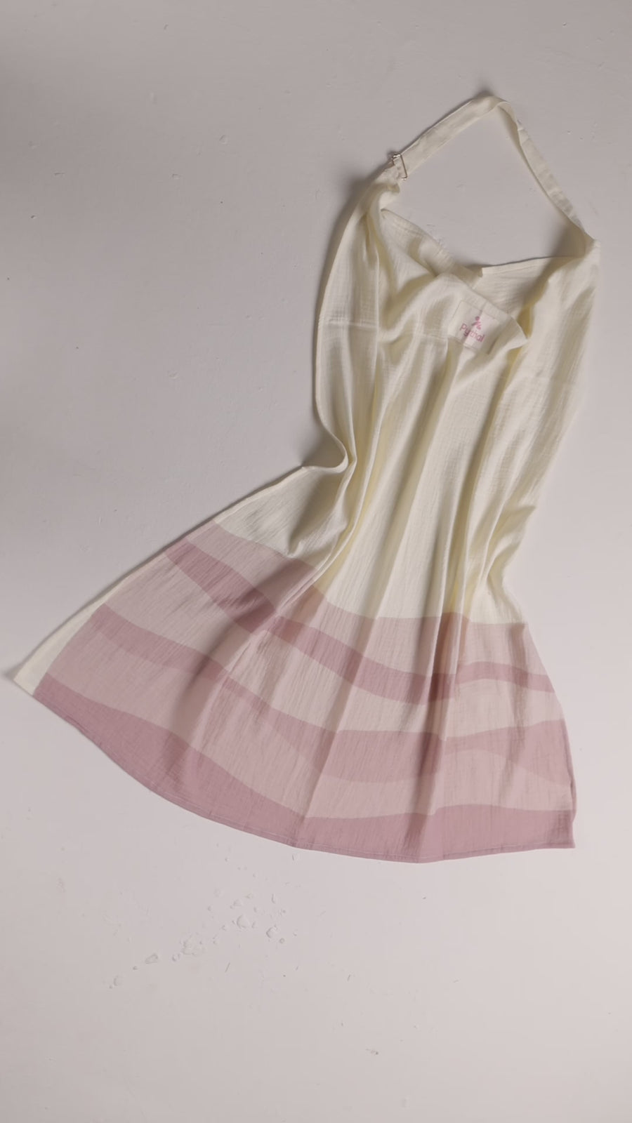Pythal Wavy Blush Nursing Cover - v23